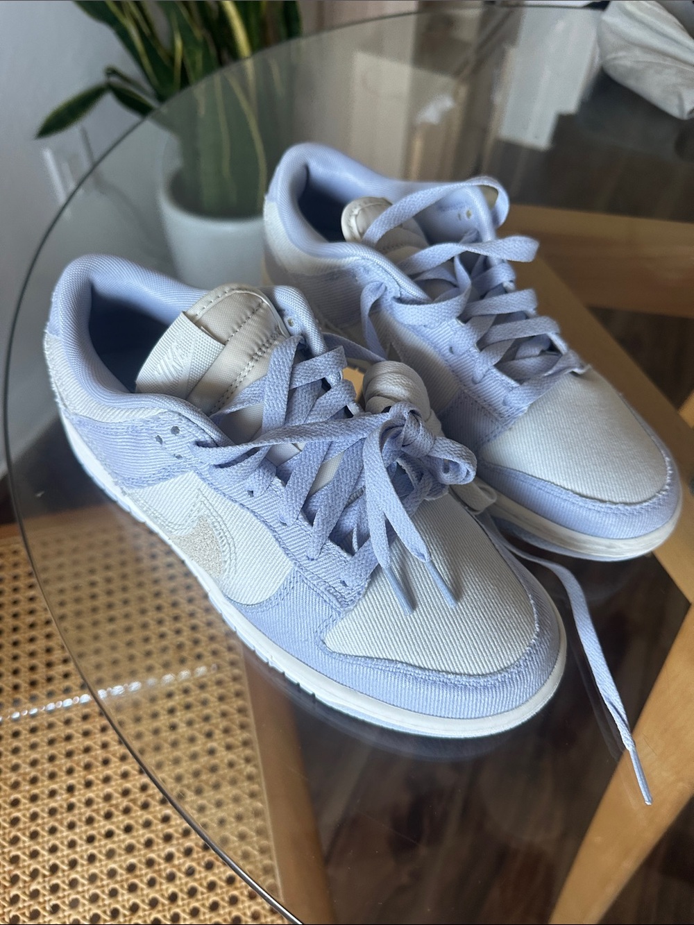 Light Lavender Low-Top Sneakers